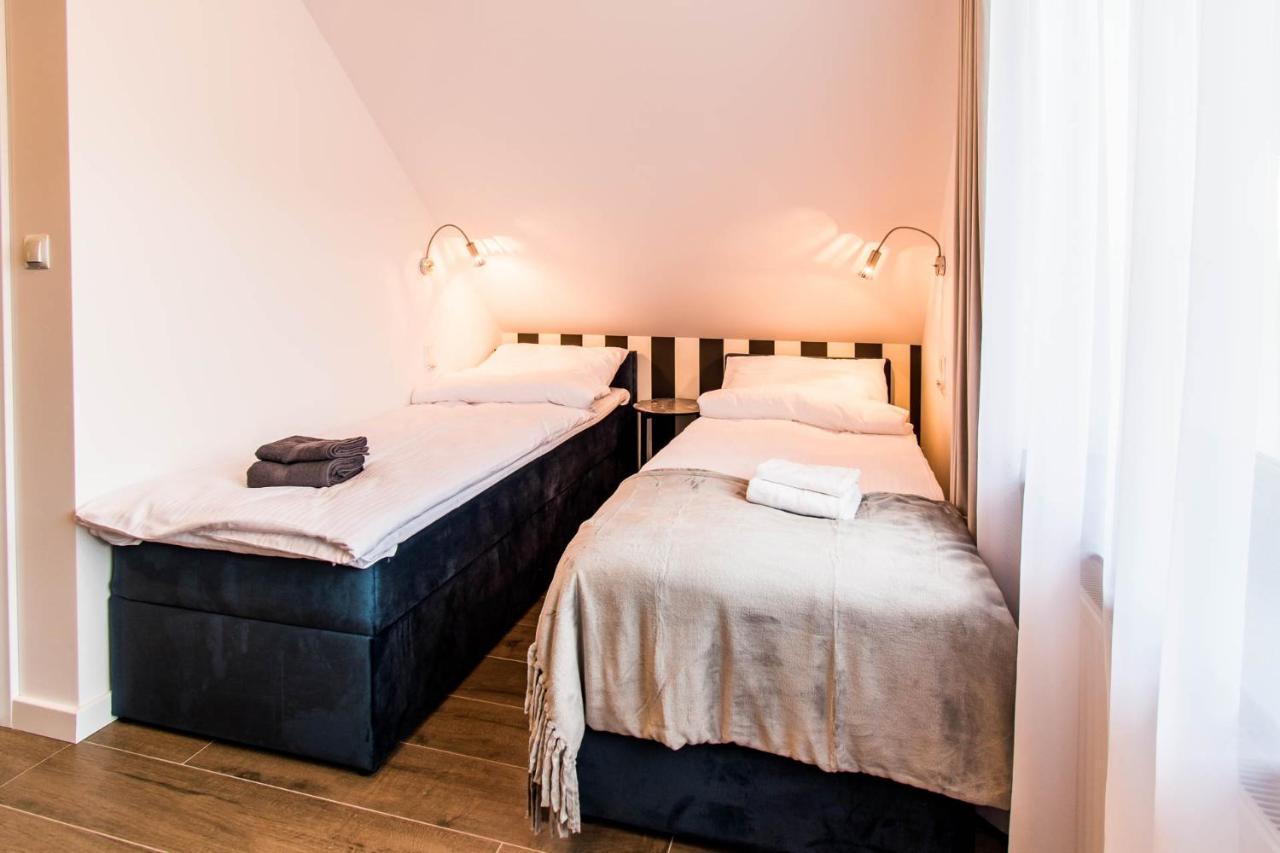 Apartamenty Swierkowa W Rydzewie 雷泽沃 外观 照片