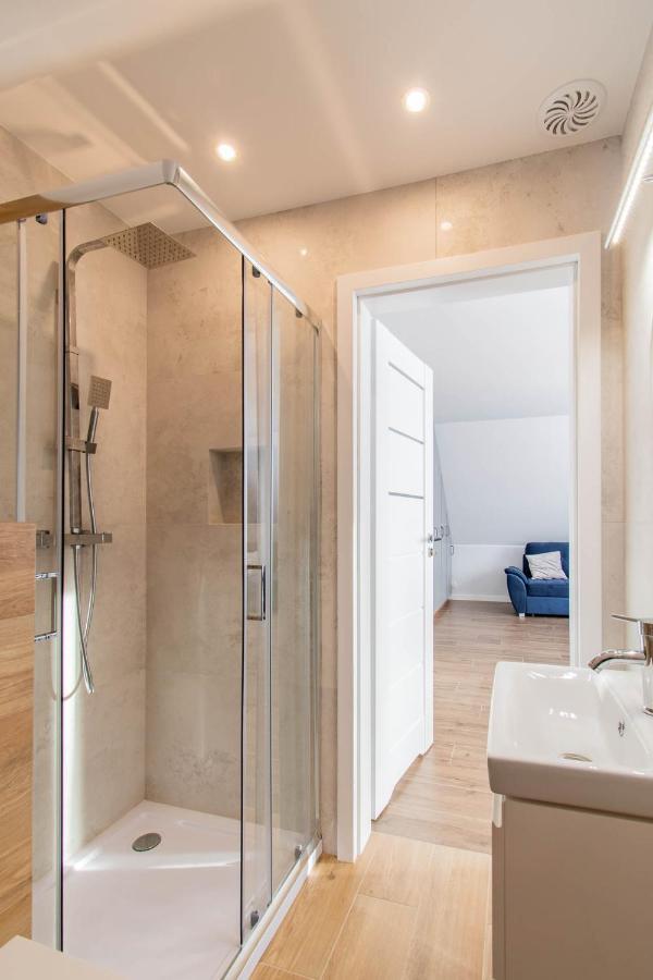 Apartamenty Swierkowa W Rydzewie 雷泽沃 外观 照片