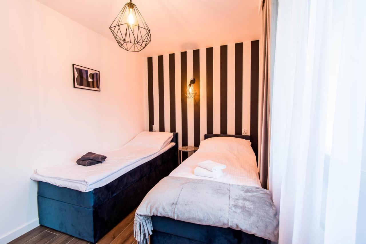 Apartamenty Swierkowa W Rydzewie 雷泽沃 外观 照片